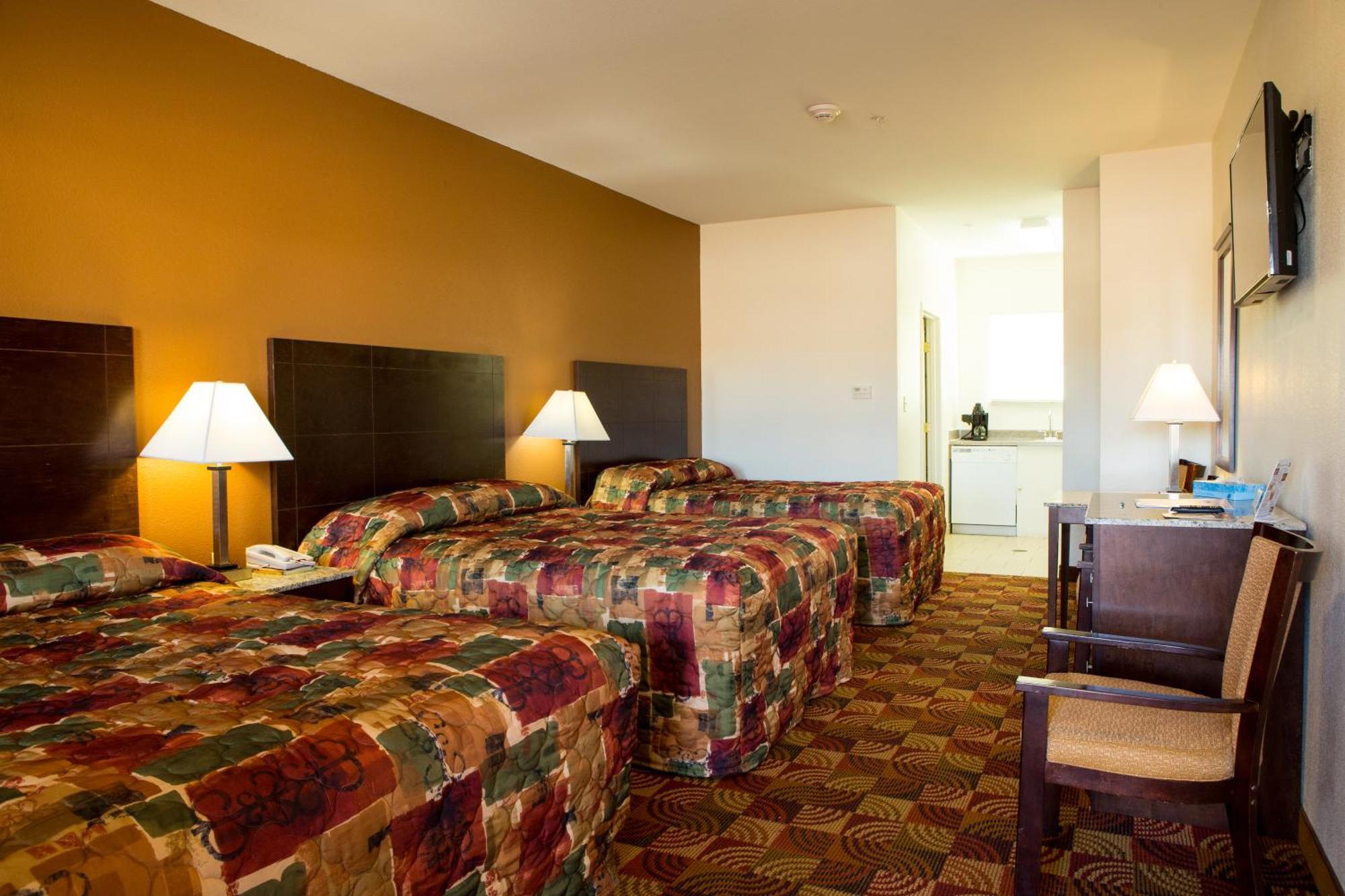 Sands Inn & Suites Woodward Room photo