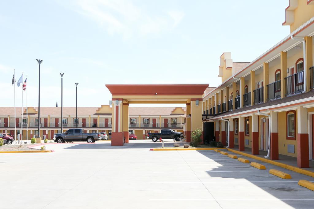 Sands Inn & Suites Woodward Exterior photo